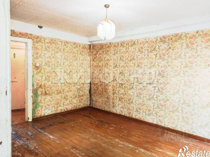 3-комн квартира улица Бумагина, 15,  д. 15