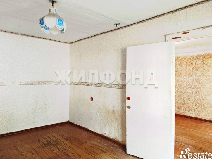 3-комн квартира улица Бумагина, 15,  д. 15