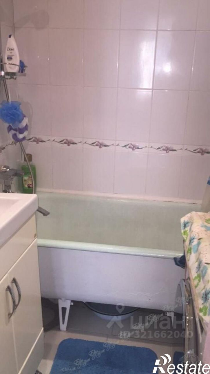 4-комн квартира улица Бумагина, 8А,  д. 8А