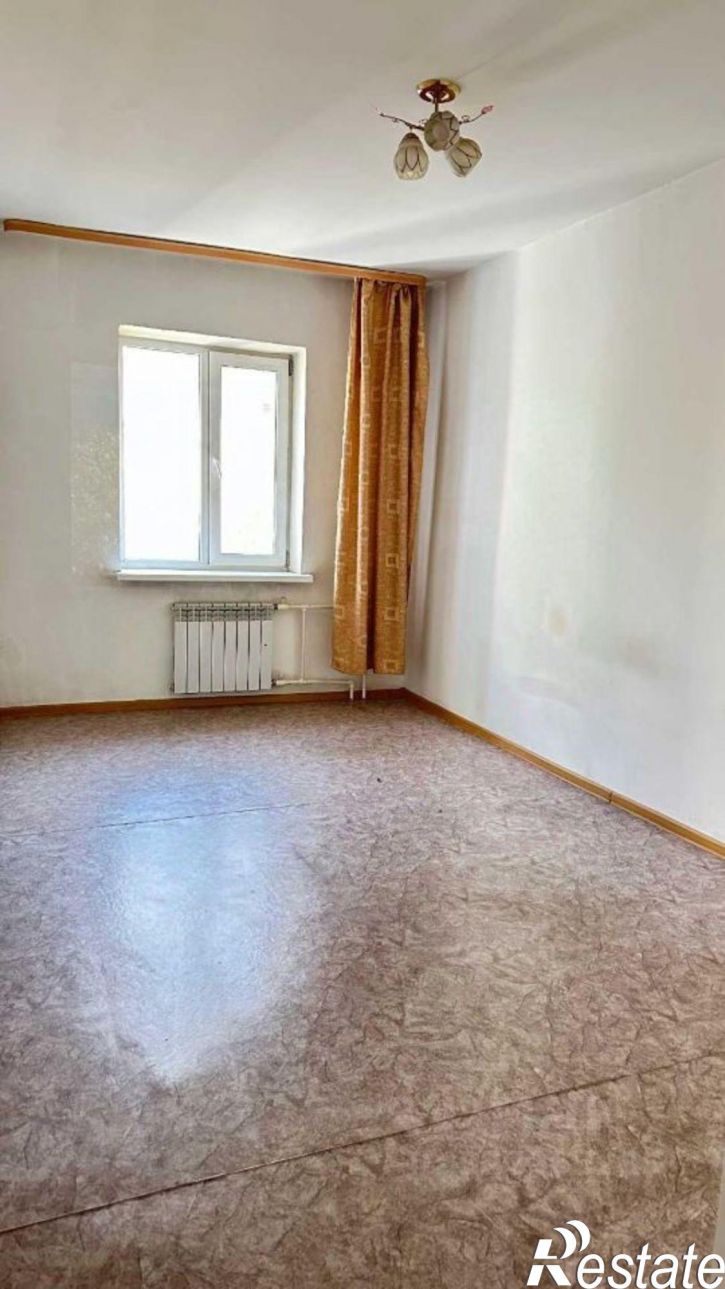 3-комн квартира улица Стяжкина, 11Б,  д. 11Б