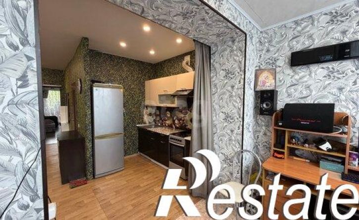 2-комн квартира улица Дзержинского, 20Б,  д. 20Б