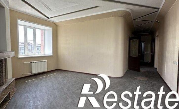 4-комн квартира улица Дзержинского, 20,  д. 20